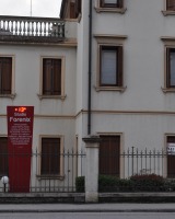 Traduttori giurati  - fronte Tribunale di Padova